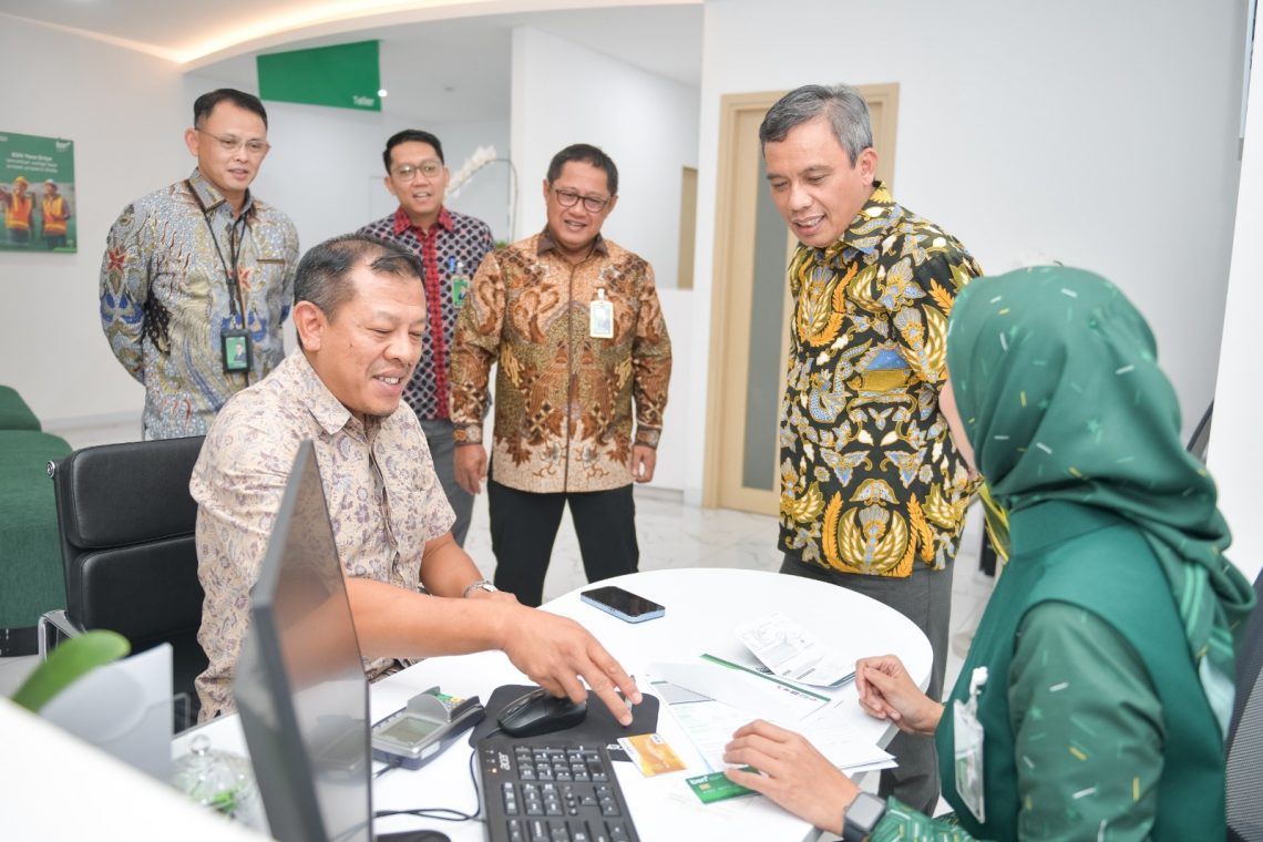 Bank Syariah Nasional Resmi Beroperasi,Dirut BTN Kunjungi Kantor Cabang BSN