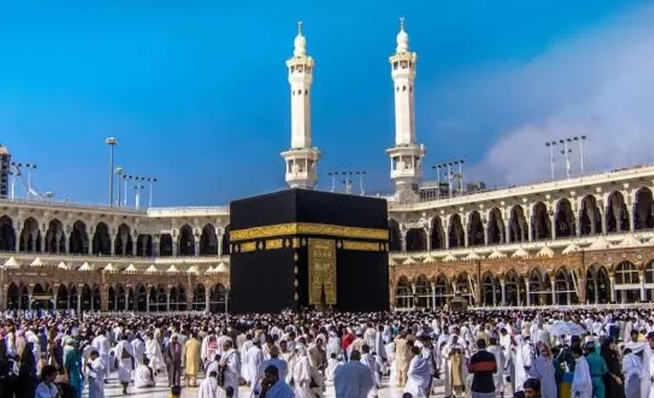 Arab Saudi Tegaskan Larangan Foto, Selfie dan Video di Masjidil Haram dan Masjid Nabawi