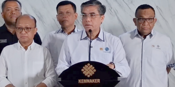 UMP 2026 Belum Diumumkan hingga Pertengahan Desember, Menaker Minta Publik Menunggu