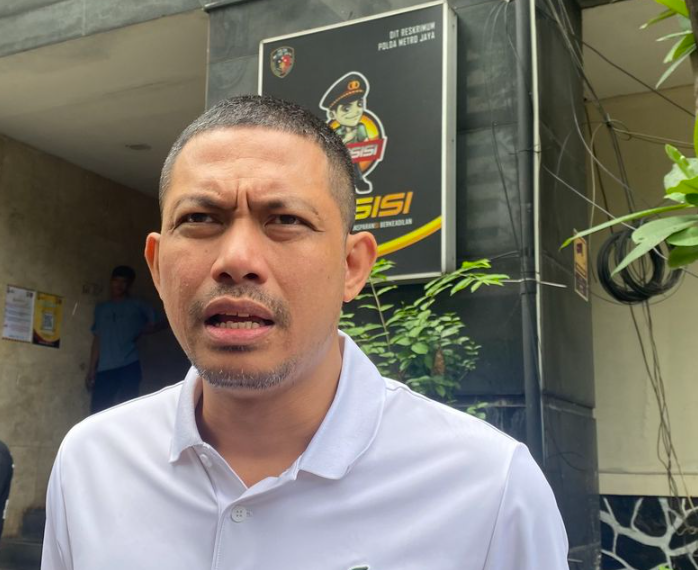 DJ Donny Laporkan Teror Molotov dan Kiriman Bangkai Ayam ke Polda Metro Jaya
