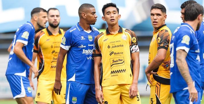 John Herdman Amati Persib vs Persija, Rizky Ridho Tuai Apresiasi