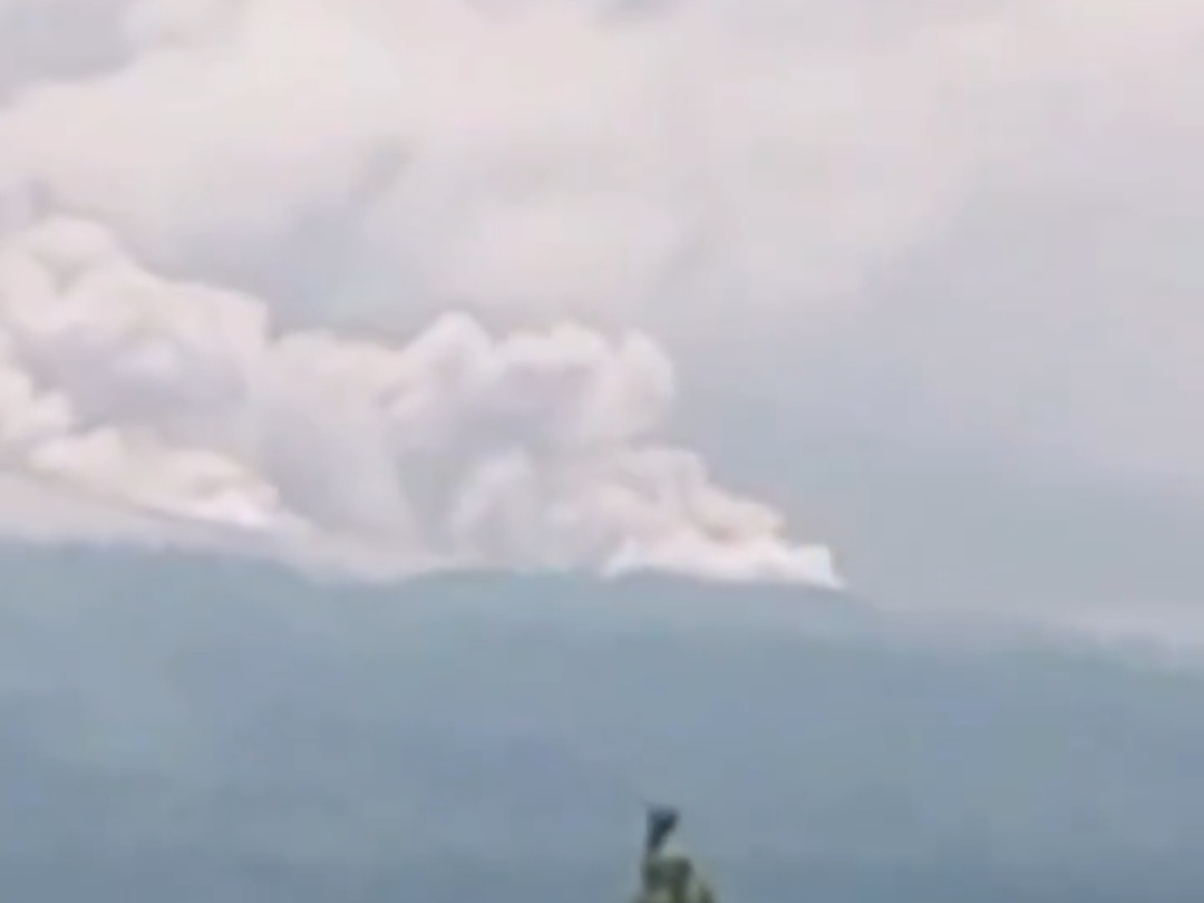 Awan Panas Guguran Gunung Semeru Meluncur Hingga 5 Kilometer