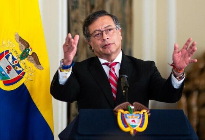 Presiden Kolombia Gustavo Petro Tegaskan Siap Membela Negara Usai Tuduhan Narkoba dari Trump
