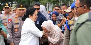 Kapolri Bersama Ketua Komisi IV DPR Hadiri Panen Raya Jagung di Bekasi, Tegaskan Dukungan Swasembada Pangan