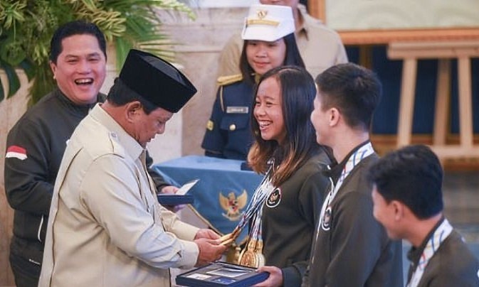 Prabowo Terkejut Hitung Medali Emas Martina Ayu di SEA Games 2025