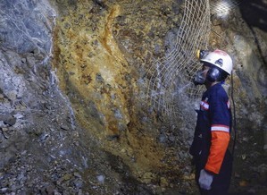 Tiga Penambang Lokal Diduga Terjebak di Tambang Emas Pongkor, Bogor